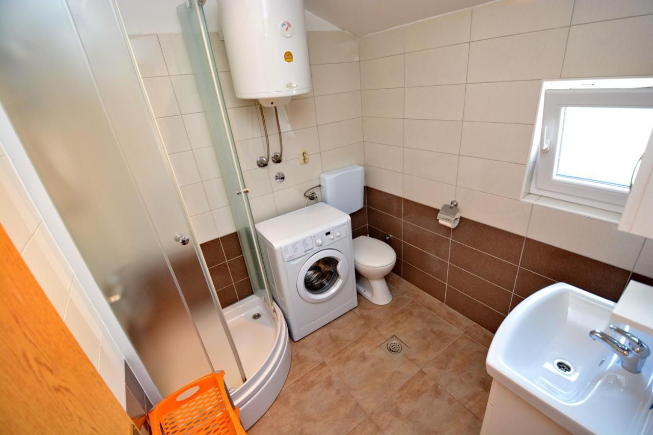 Studio Apartment Martin 扎达尔 外观 照片