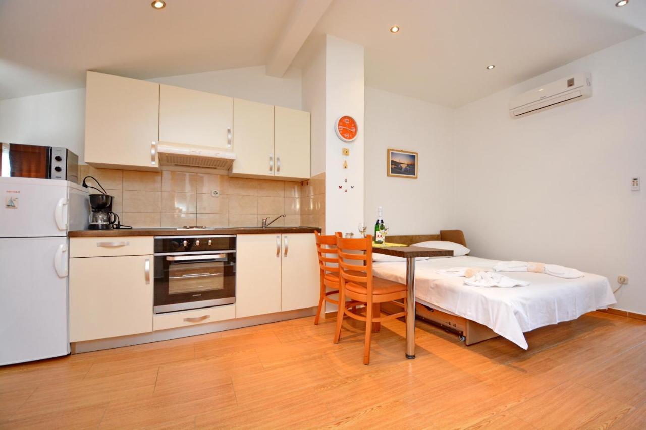 Studio Apartment Martin 扎达尔 外观 照片